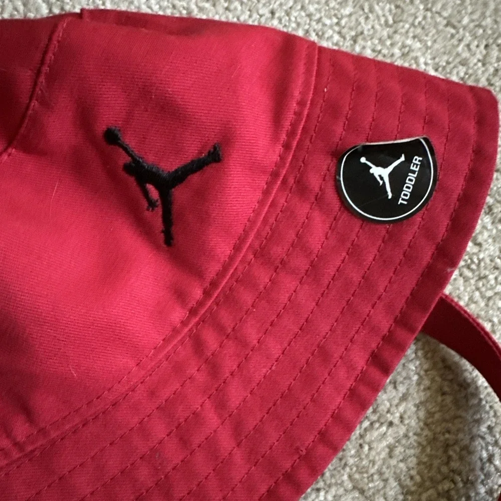 NIKE AIR JORDAN‎ Bucket Hat With Straps, Infant/Toddler Size 2T/4T Gym Red
